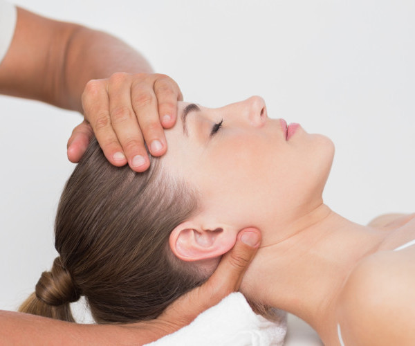 Traction-rhema-gold-physiotherapy-Calgary-AB